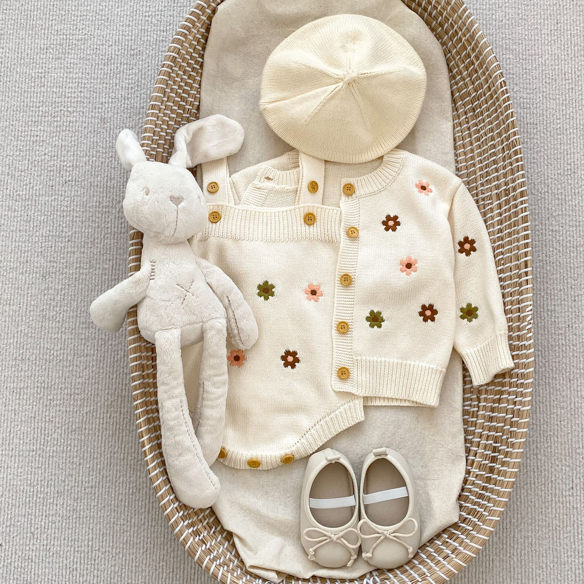 Maggie Knit Sweater in Daisy